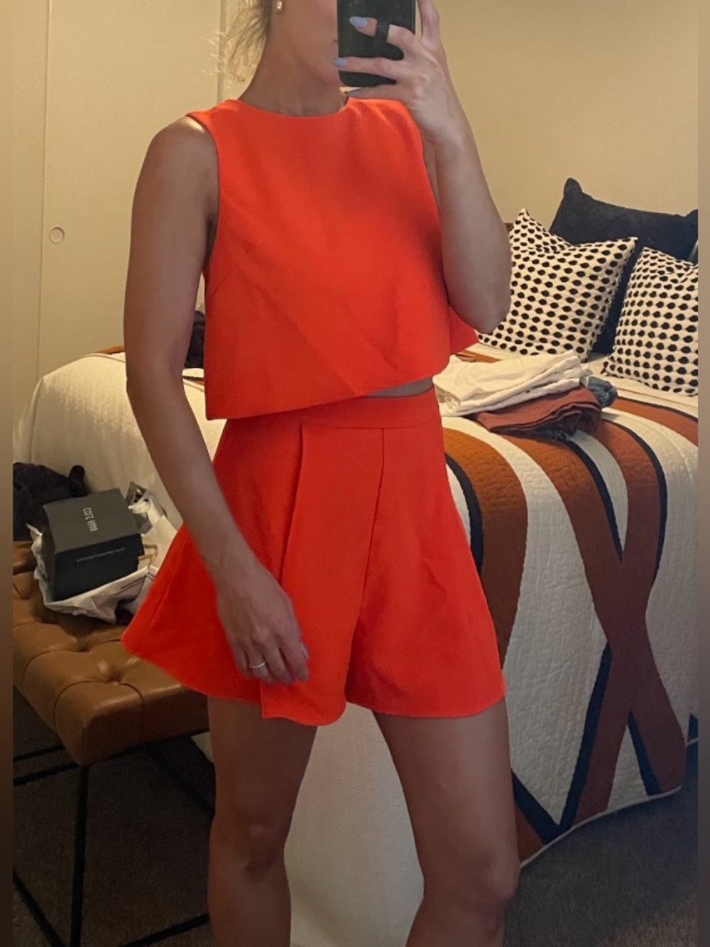 vestique Orange Textured Set